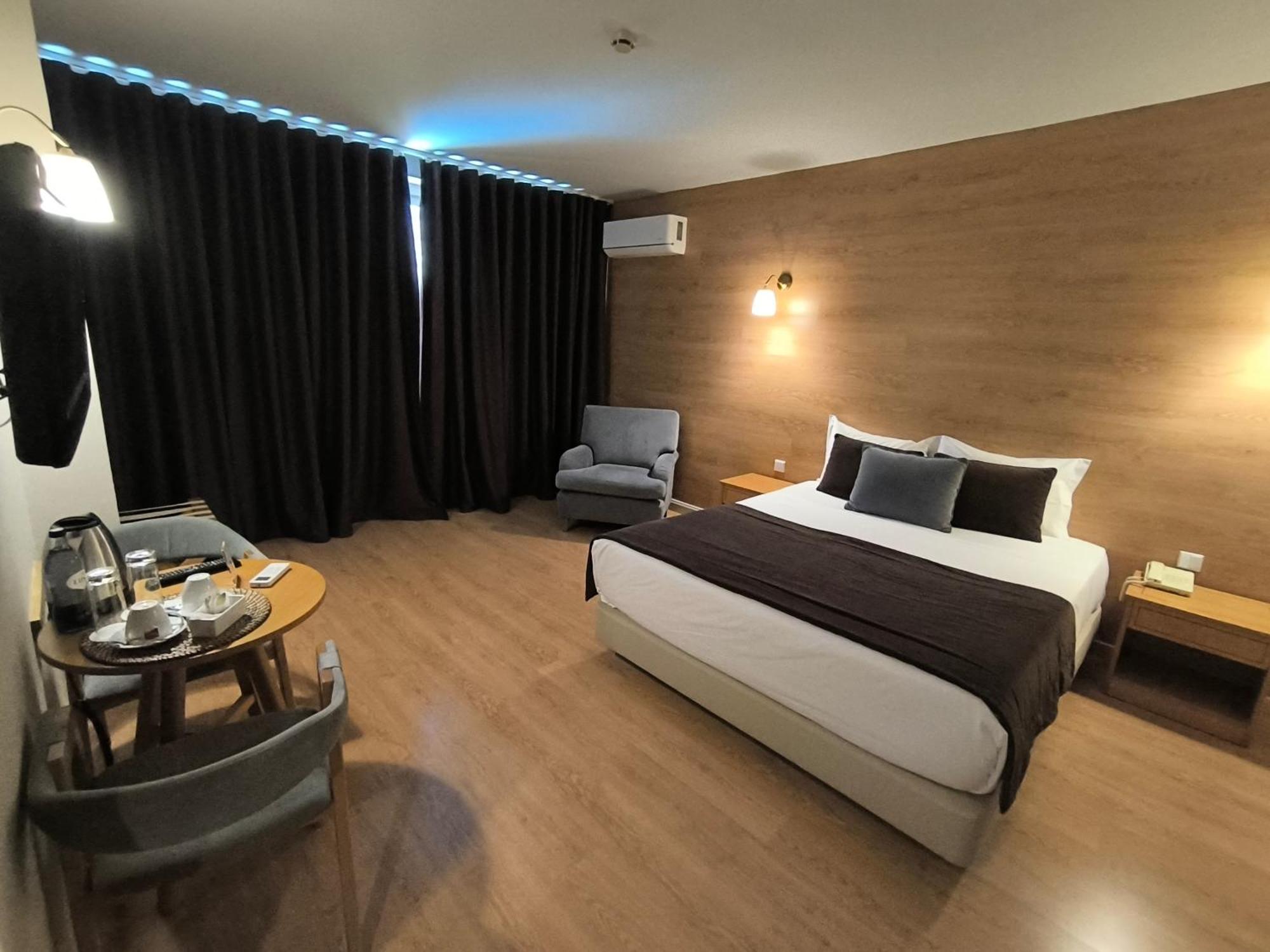 Douro Marina Hotel & Spa レゼンデ エクステリア 写真