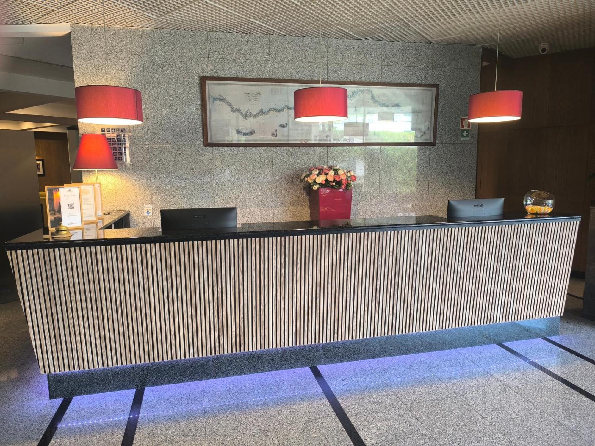 Douro Marina Hotel & Spa レゼンデ エクステリア 写真