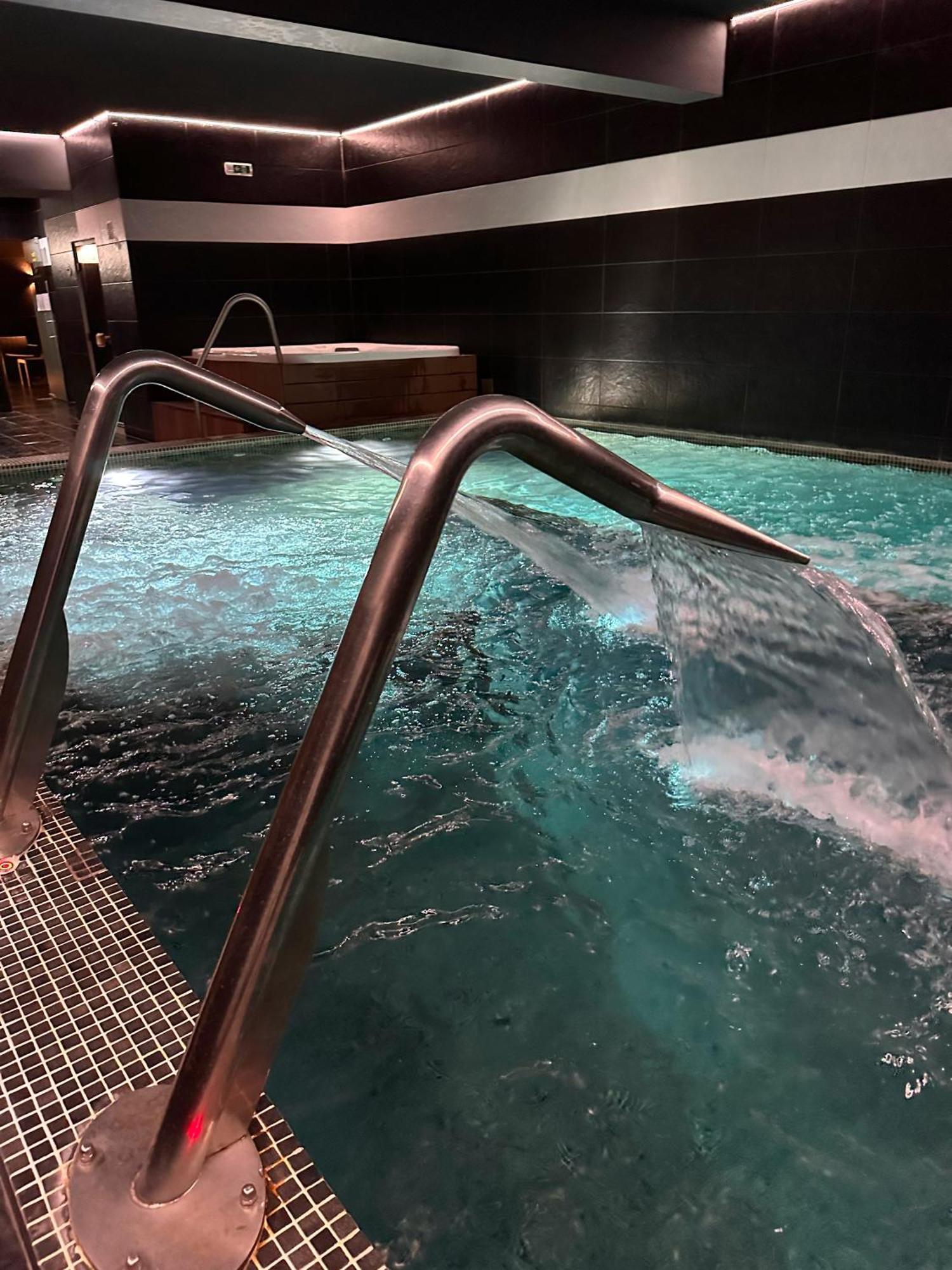 Douro Marina Hotel & Spa レゼンデ エクステリア 写真